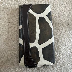 Women’s Giraffe Wallet